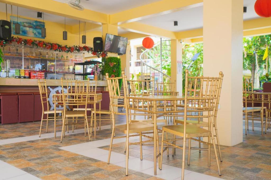 Suzuki Beach Hotel Olongapo Zewnętrze zdjęcie