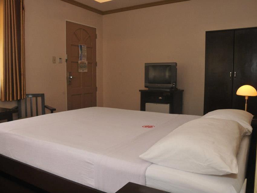 Suzuki Beach Hotel Olongapo Zewnętrze zdjęcie